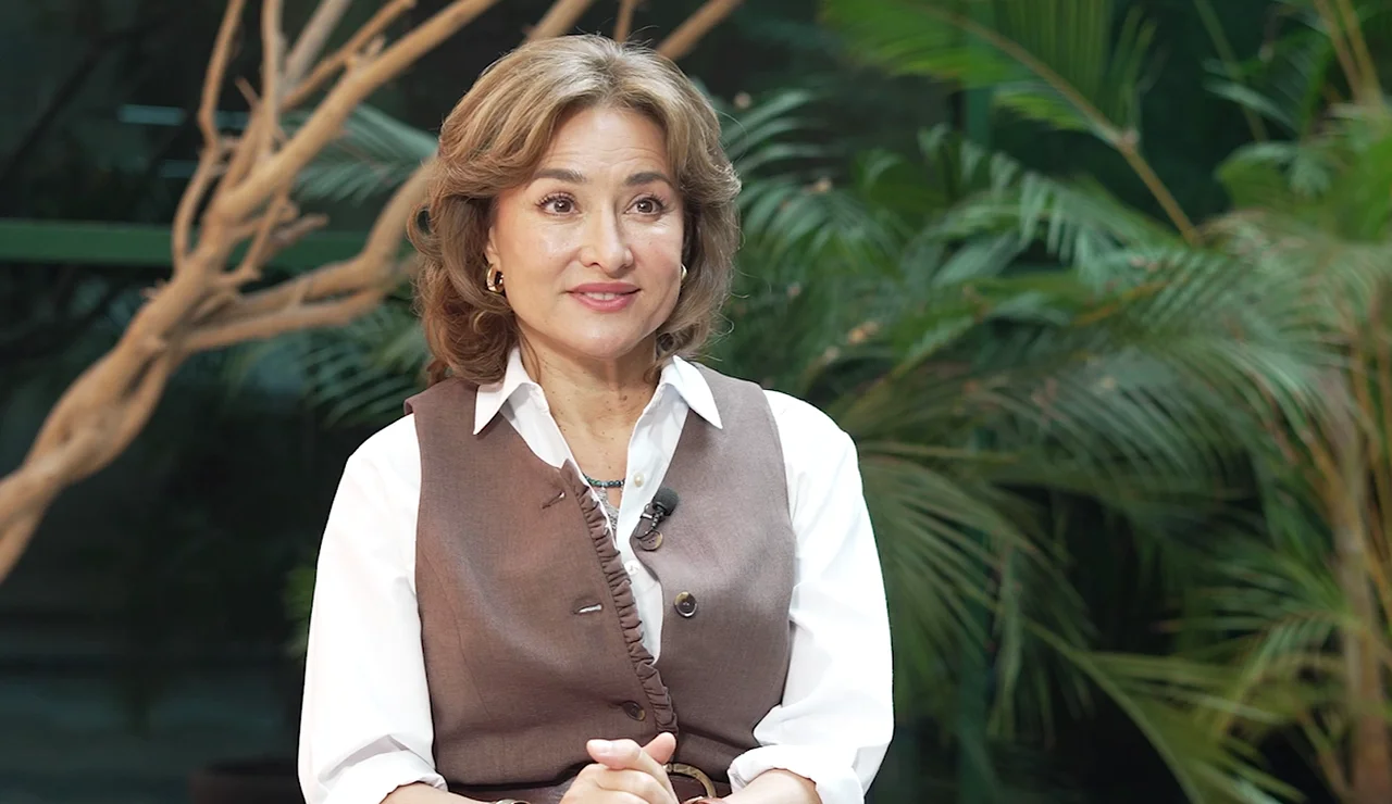 Carolina Román llega a Sueños de libertad con un personaje dispuesto a revolucionarlo todo: "Bianca se da cuenta de que Fina es el amor de su vida"