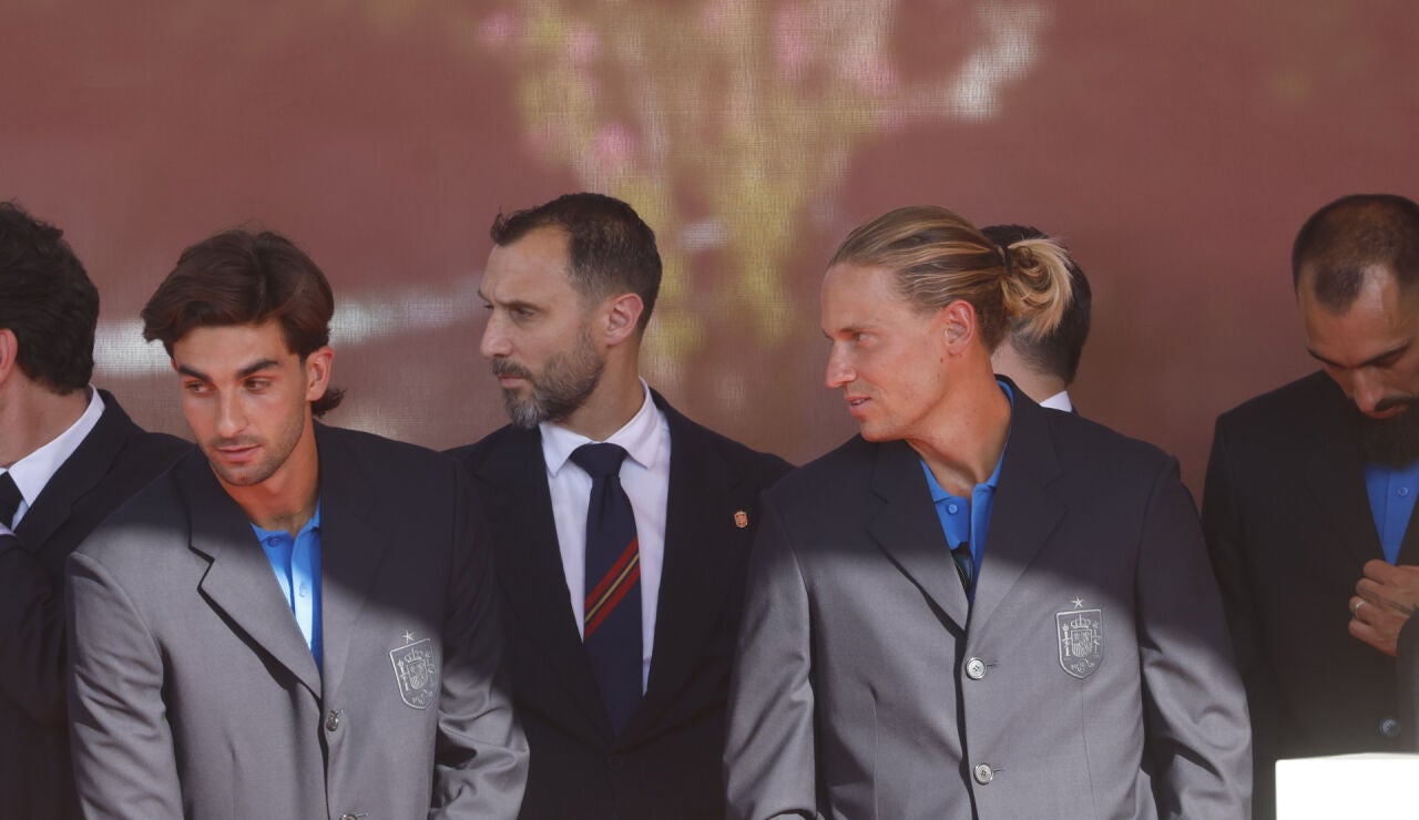 Ferran Torres y Marcos Llorente 