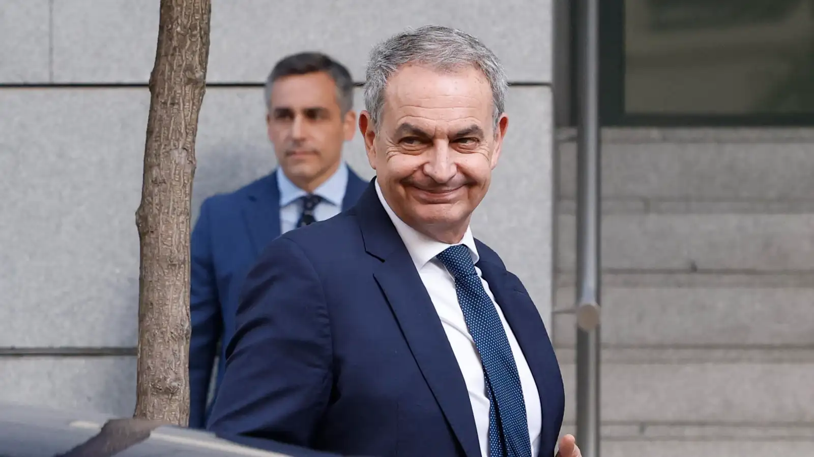 Zapatero pide al juez Calama poner