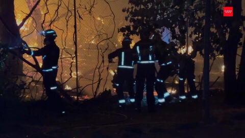 As&iacute; son&oacute; la alerta en Navas del Rey: "No nos dejaron sacar nada"