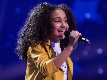 Cada vez que canta se emociona: &ldquo;M&iacute;a, es un lujo ser tu coach en esta edici&oacute;n&rdquo; 