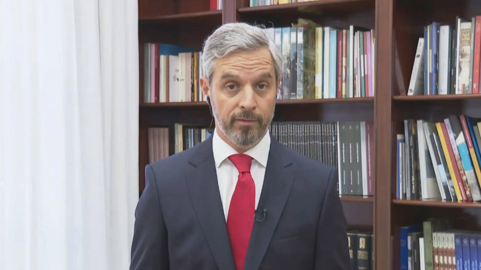 Los incendios atizan el choque entre los líderes políticos: 