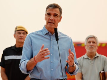 El presidente del Gobierno, Pedro S&aacute;nchez comparece desde el Puesto de Mando Avanzado (PMA) ubicado en la localidad madrile&ntilde;a de Cenicientos, este s&aacute;bado