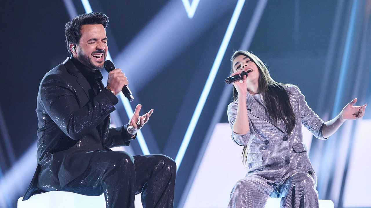 Luis Fonsi y Evolett cierran la final de La Voz Kids con una interpretación de ‘No me doy por vencido’