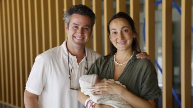 Lucía Pombo muestra por primera vez a su hija, Lola Pombo: 