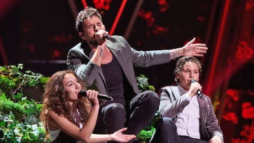 Leire, Anto&ntilde;ito Molina y Eduardo en La Voz Kids