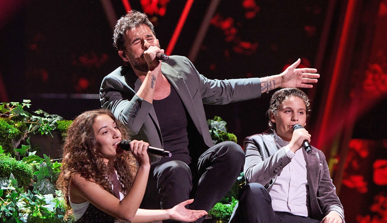 Leire, Anto&ntilde;ito Molina y Eduardo en La Voz Kids