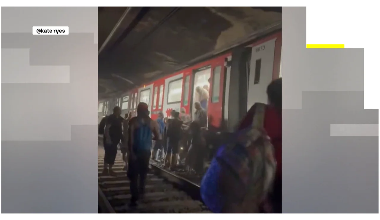 Incendio en una catenaria del Metro de Barcelona