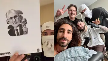 Marc Cucurella, en el momento de tatuarse la cara de Luis de la Fuente Marc Cucurella, en el momento de tatuarse la cara de Luis de la Fuente