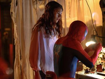 Tom Holland y Zendaya en SpiderMan: Brand New Day