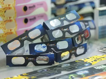 Gafas homologadas para el eclipse solar total 2026. Gafas homologadas para el eclipse solar total 2026.