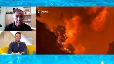 Un bombero responde a las críticas de los vecinos afectados por los incendios: 