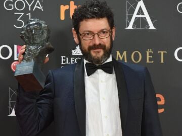 Manolo Solo con su Goya por Tarde para la Ira