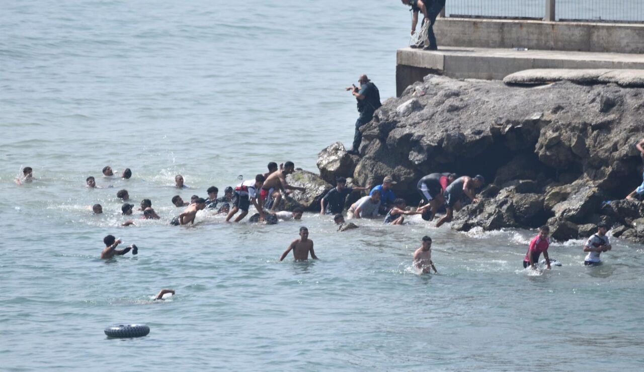 L&iacute;der de la ultraderecha alemana denuncia la "invasi&oacute;n" de Ceuta: "Es probable que su destino sea Alemania"
