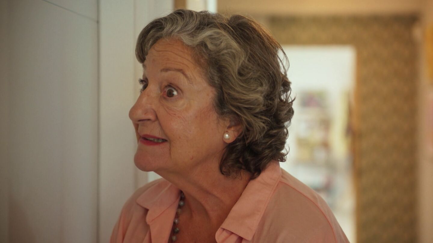Las abuelas de los Vicho llegan a Padre no hay m&aacute;s que uno, la serie: nuevo caos en la casa
