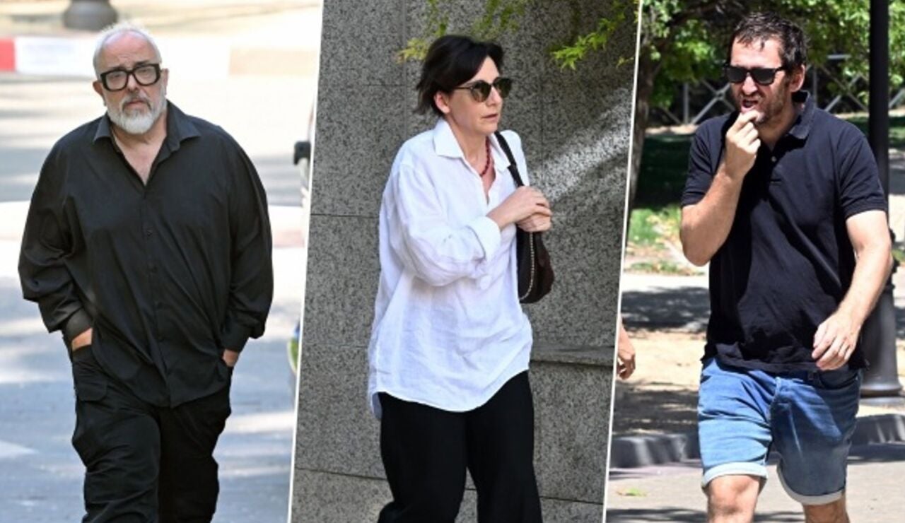 &Aacute;lex de la Iglesia, Malena Alterio y Ra&uacute;l Ar&eacute;valo, desolados en el &uacute;ltimo adi&oacute;s a Manolo Solo