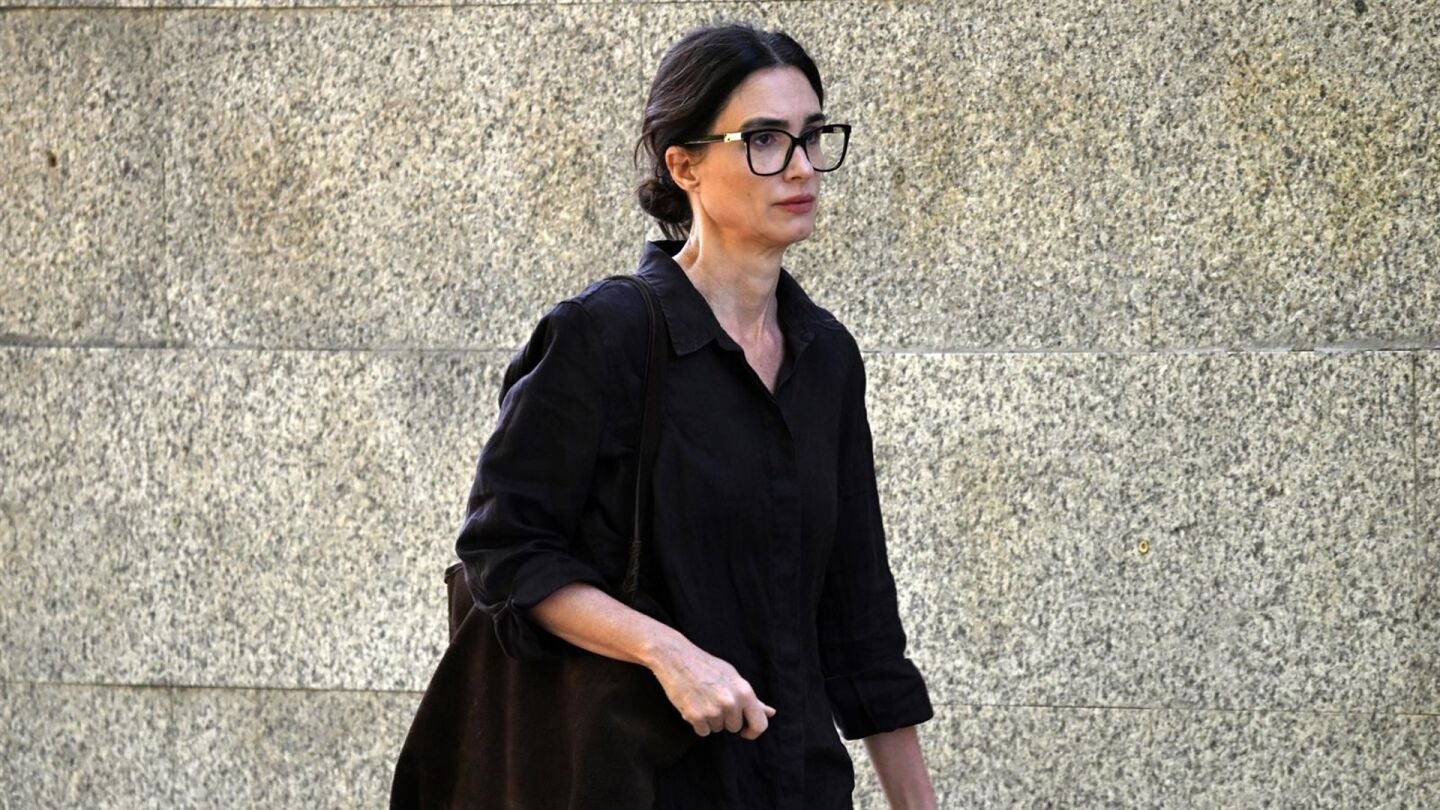 Paz Vega acude al velatorio de Manolo Solo