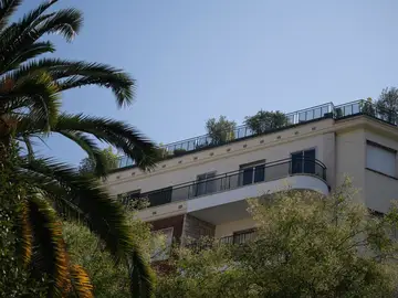 Ayuso defiende que el ático de Chamberí "está en venta" y servirá para "reforzar la reconstrucción" tras el incendio Ayuso defiende que el ático de Chamberí "está en venta" y servirá para "reforzar la reconstrucción" tras el incendio