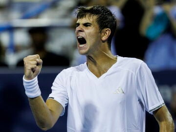 Rafa J&oacute;dar celebra su victoria ante Alejandro Tabilo