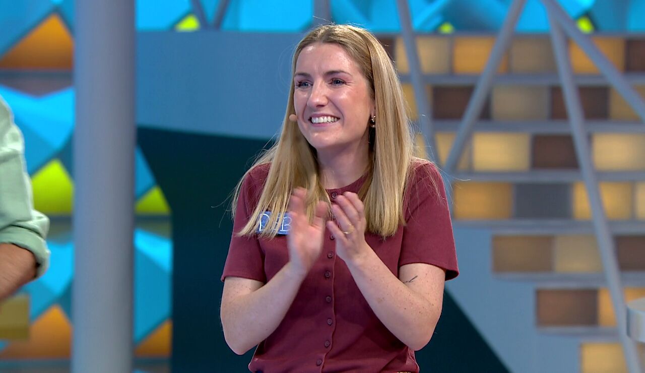 &iexcl;Por qu&eacute; poco! D&eacute;bora a una palabra de resolver el gran panel final