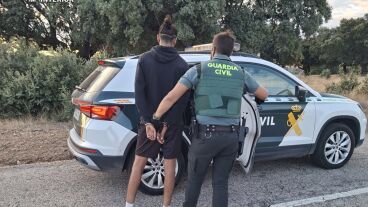 El joven detenido de 27 a&ntilde;os como presunto autor de un delito de incendio agr&iacute;cola en la carretera SA-305;