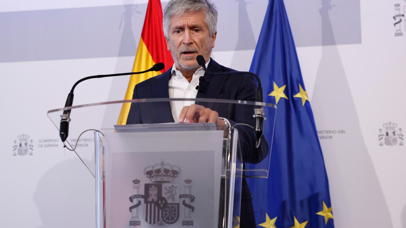 El Gobierno niega haber recibido avisos sobre la crisis migratoria y aumenta la tensión: 