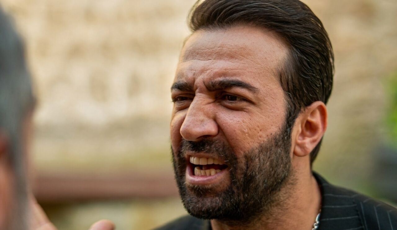 Demir se enfrenta a su padre por Zerrin: "&iexcl;No se va a ir de esta casa!" 