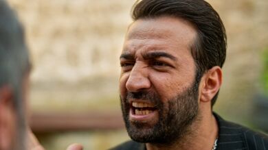 Demir se enfrenta a su padre por Zerrin: 
