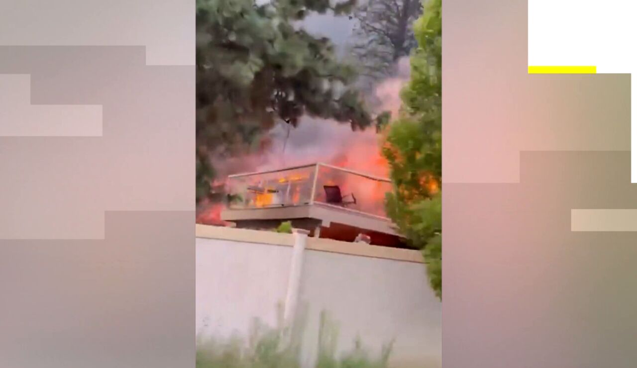 El fuego avanza sin control en Washington.