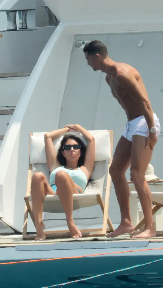 Georgina Rodríguez y Cristiano Ronaldo Georgina Rodríguez y Cristiano Ronaldo