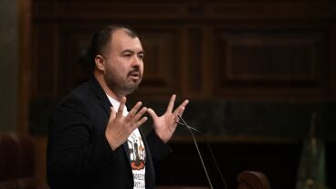 El diputado de Sumar Nahuel Gonz&aacute;lez, en el Congreso de los Diputados