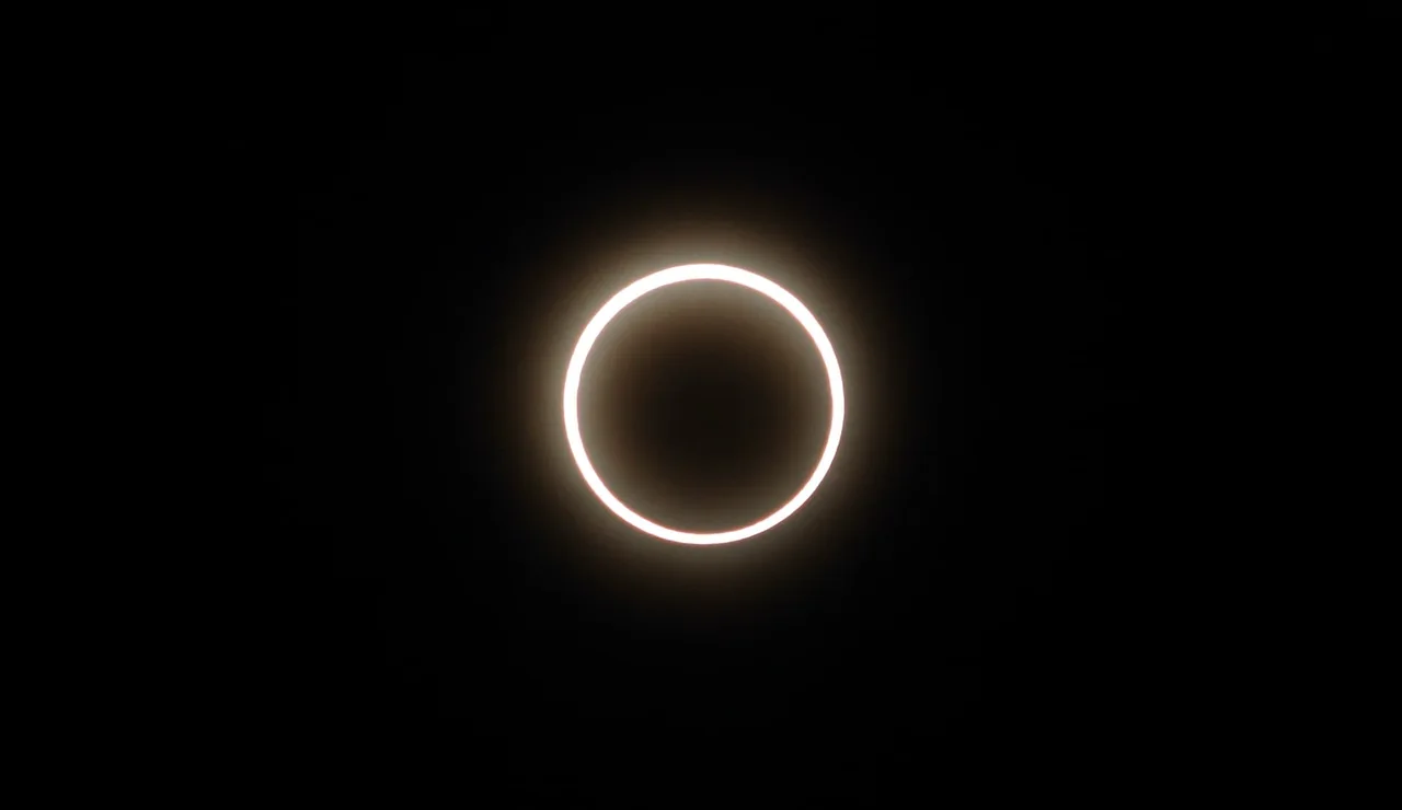 Eclipse solar