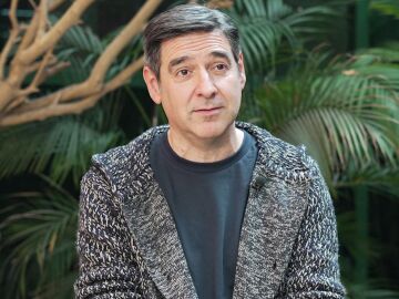 Alberto Lozano desvela los secretos del pasado de Eduardo en Sue&ntilde;os de libertad: &ldquo;Es muy bonito de ver&rdquo;
