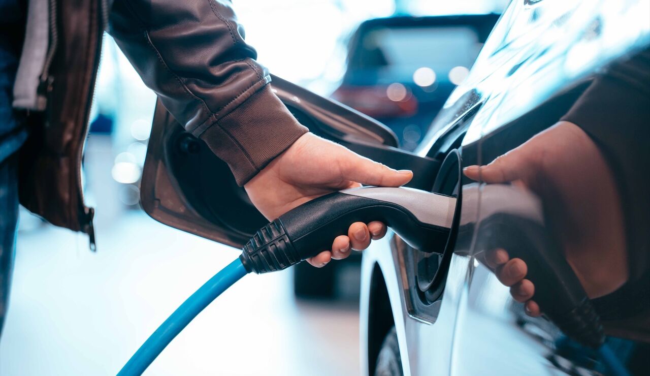 Coche el&eacute;ctrico