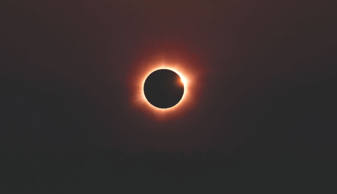 Eclipse solar