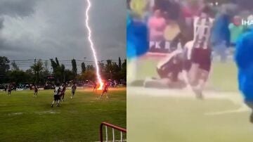 Momento en el que un rayo impacta de forma mortal contra un jugador en Tailandia