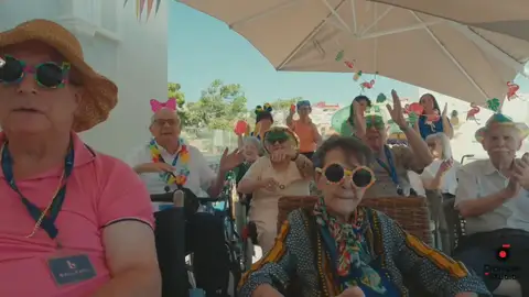 Vídeo: Ancianos de Tenerife parodian el 'NUEVAYol' de Bad Bunny desde su residencia Vídeo: Ancianos de Tenerife parodian el 'NUEVAYol' de Bad Bunny desde su residencia