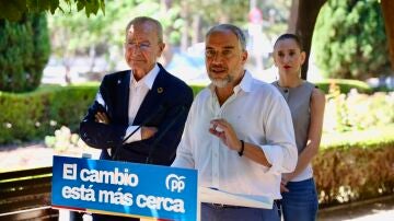 Bendodo asegura que los gobiernos del PP "cumplir&aacute;n la ley" sobre los menores migrantes: "En esta ocasi&oacute;n tambi&eacute;n"