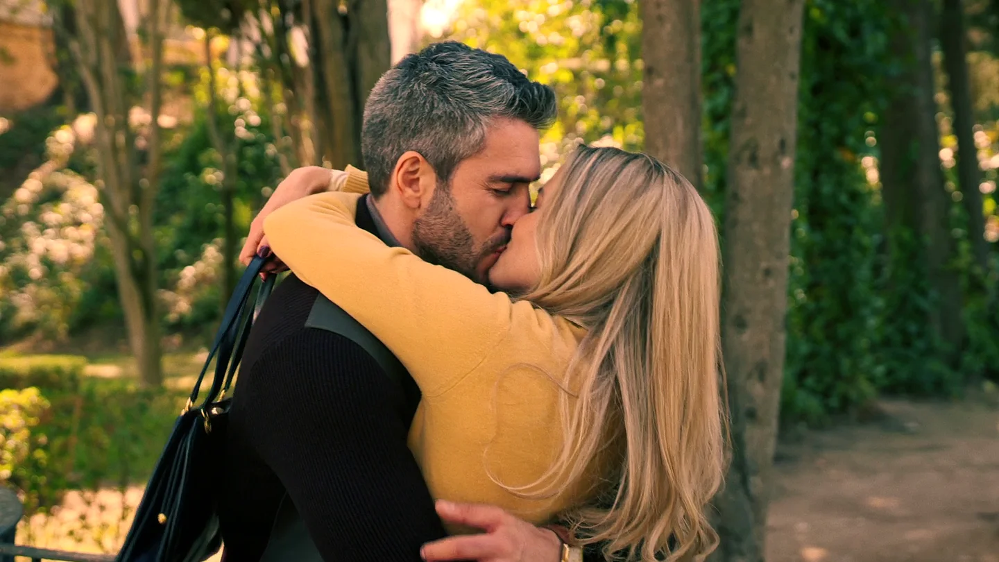 “Yo solo quiero estar a tu lado”: Valentina y Andrés se dan una nueva oportunidad y sellan su reconciliación con un apasionado beso “Yo solo quiero estar a tu lado”: Valentina y Andrés se dan una nueva oportunidad y sellan su reconciliación con un apasionado beso