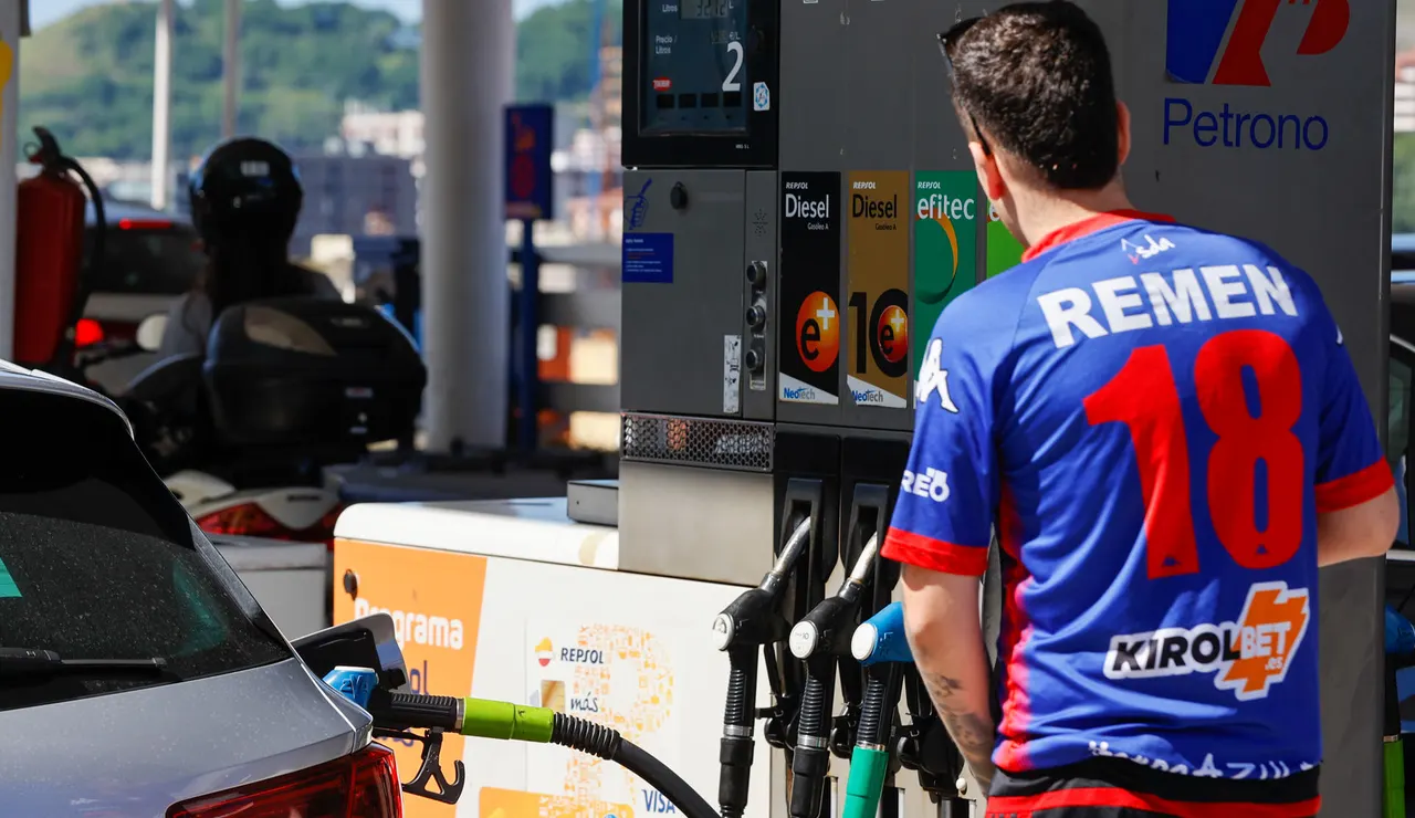 La gasolina alcanza su precio más alto desde marzo en pleno agosto