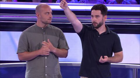&ldquo;Chinch&iacute;n no viene de brindar&rdquo;: el significado de esta expresi&oacute;n enfrenta a Dani e Iv&aacute;n en Atrapa un mill&oacute;n