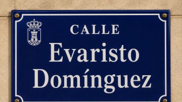 As&iacute; podr&iacute;a ser la placa del alcade. Imagen generada por IA
