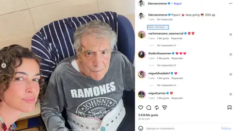 Blanca Romero y su padre este verano Blanca Romero y su padre este verano