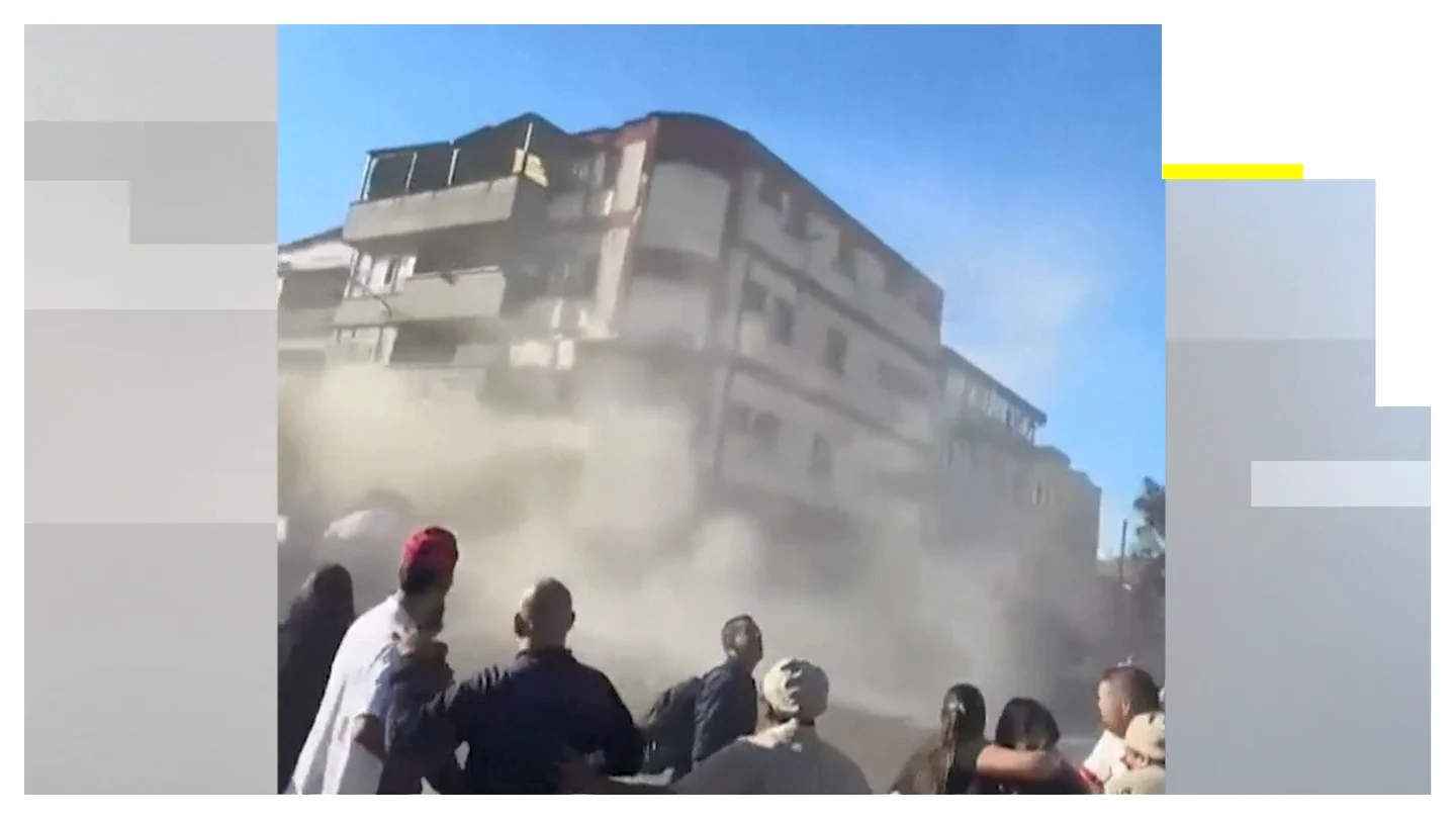 Un edificio se derrumba en Pereira tras el terremoto en Colombia Un edificio se derrumba en Pereira tras el terremoto en Colombia