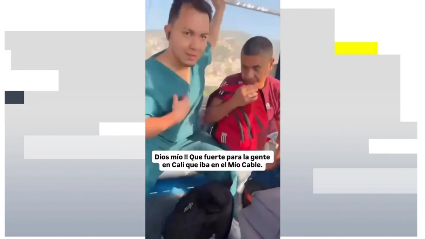 Vídeo: "¡Dios mío, por favor!": El terremoto de Colombia hace temblar unos teleféricos en Cali y desata la angustia de sus pasajeros Vídeo: "¡Dios mío, por favor!": El terremoto de Colombia hace temblar unos teleféricos en Cali y desata la angustia de sus pasajeros