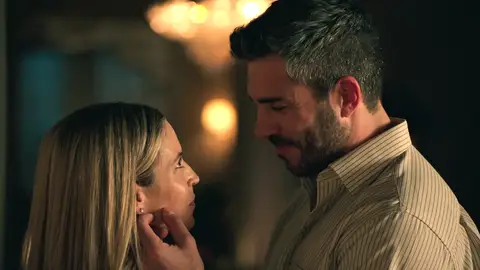 Valentina da un paso más y decide pasar la noche abrazada a Andrés: “Quiero dormir contigo” Valentina da un paso más y decide pasar la noche abrazada a Andrés: “Quiero dormir contigo”