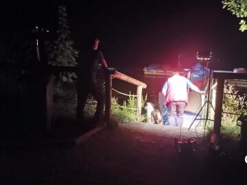 Rescate del cuerpo de la mujer en la zona en la que se encontraba la mujer en Oviedo. Rescate del cuerpo de la mujer en la zona en la que se encontraba la mujer en Oviedo.