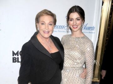 Julie Andrews y Anne Hathaway