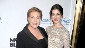 Julie Andrews y Anne Hathaway