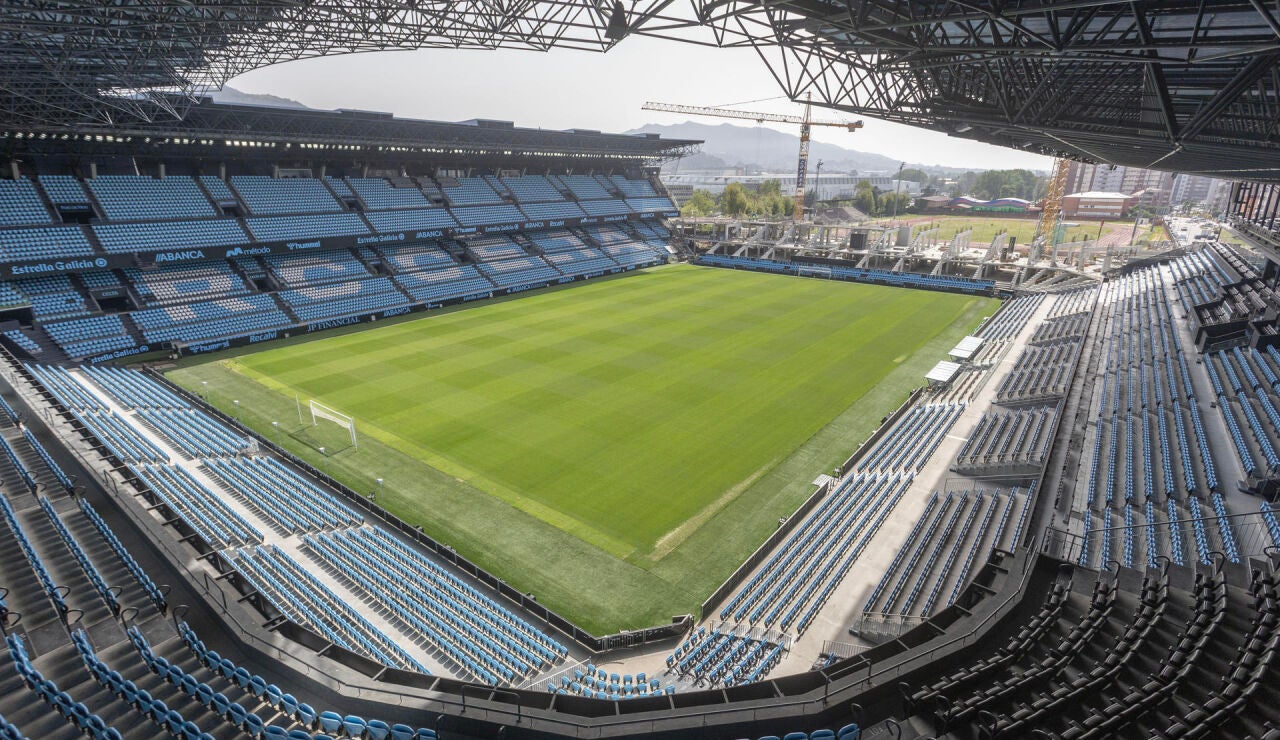 Vista del estadio municipal de Bala&iacute;dos.